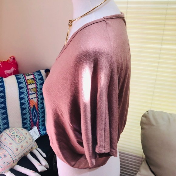 Cute Mocha cropped Top - Picture 4 of 5